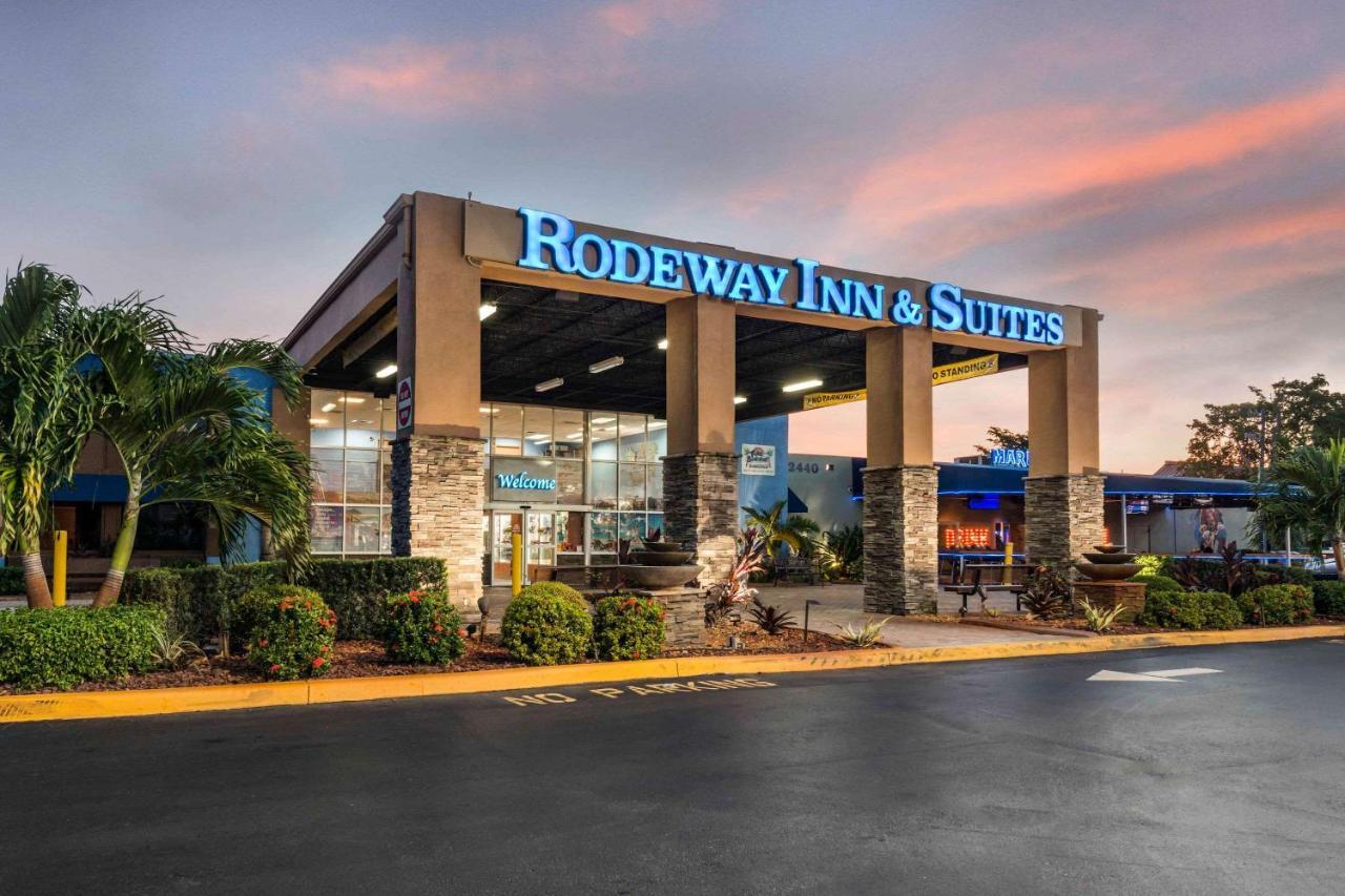 Rodeway Inn & Suites Fort Lauderdale Airport & Cruise Port Dania Beach Bagian luar foto