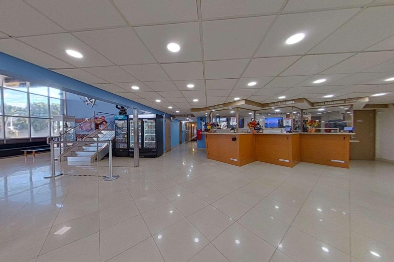 Rodeway Inn & Suites Fort Lauderdale Airport & Cruise Port Dania Beach Bagian luar foto