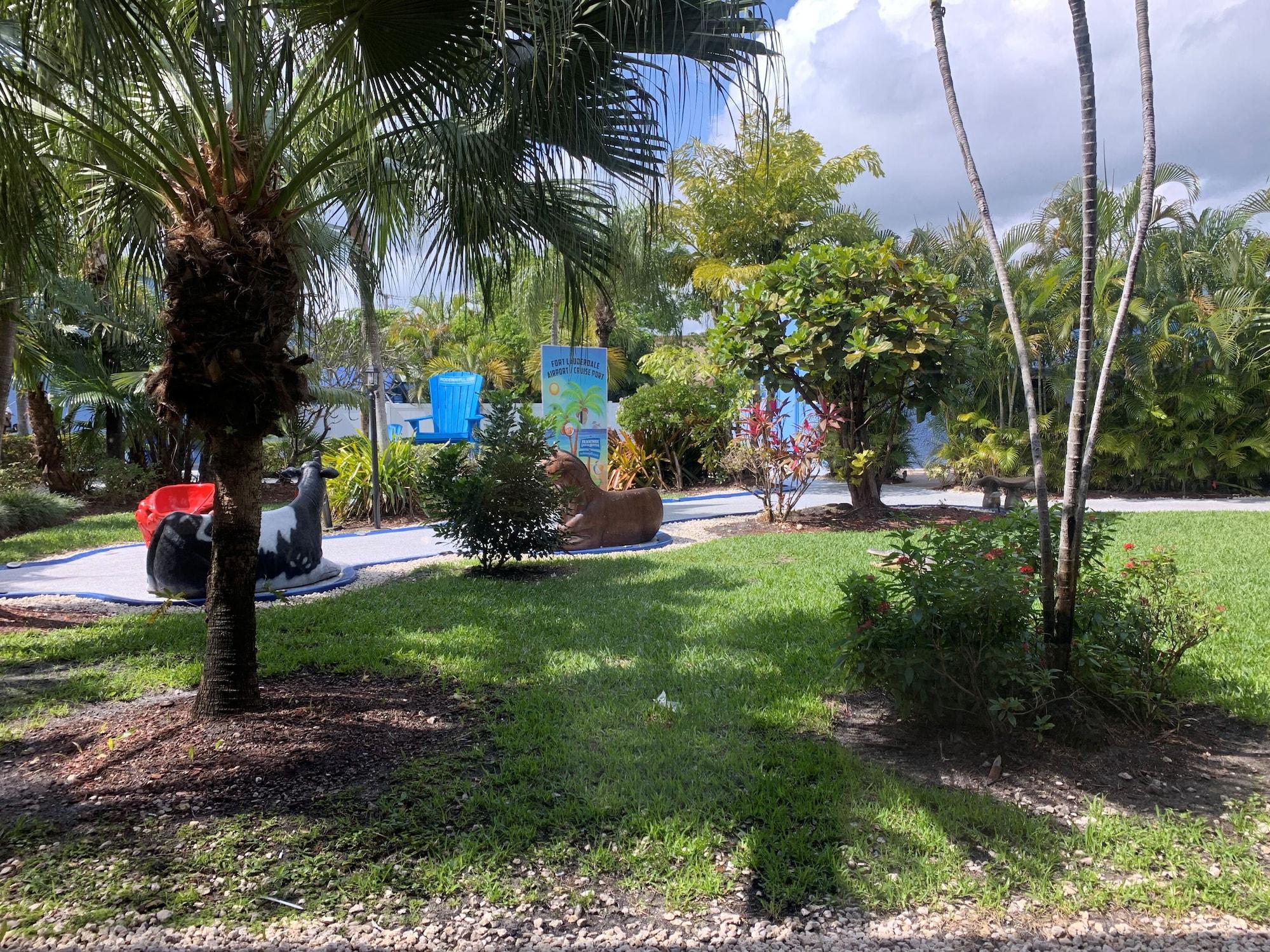Rodeway Inn & Suites Fort Lauderdale Airport & Cruise Port Dania Beach Bagian luar foto